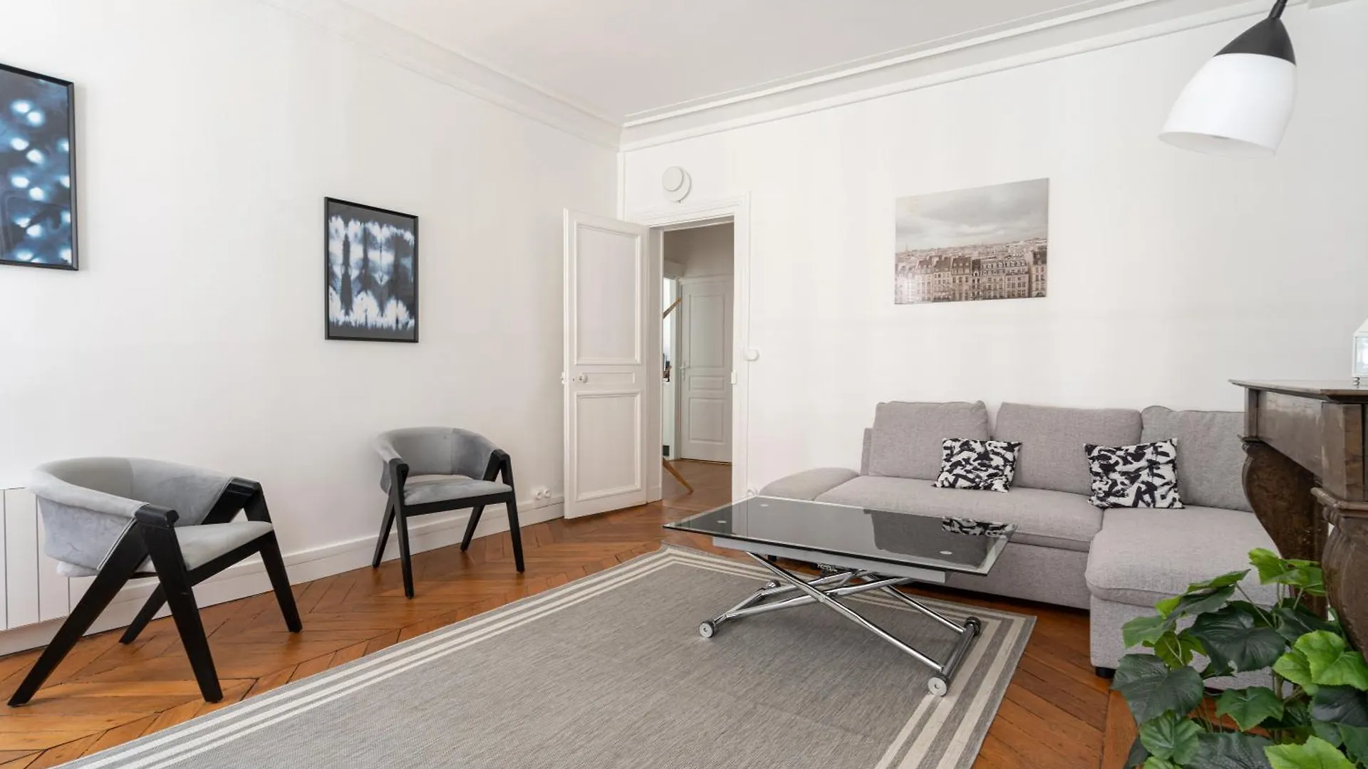 Big Apartment 2Br Arc De Triomphe 4-6P Paris
